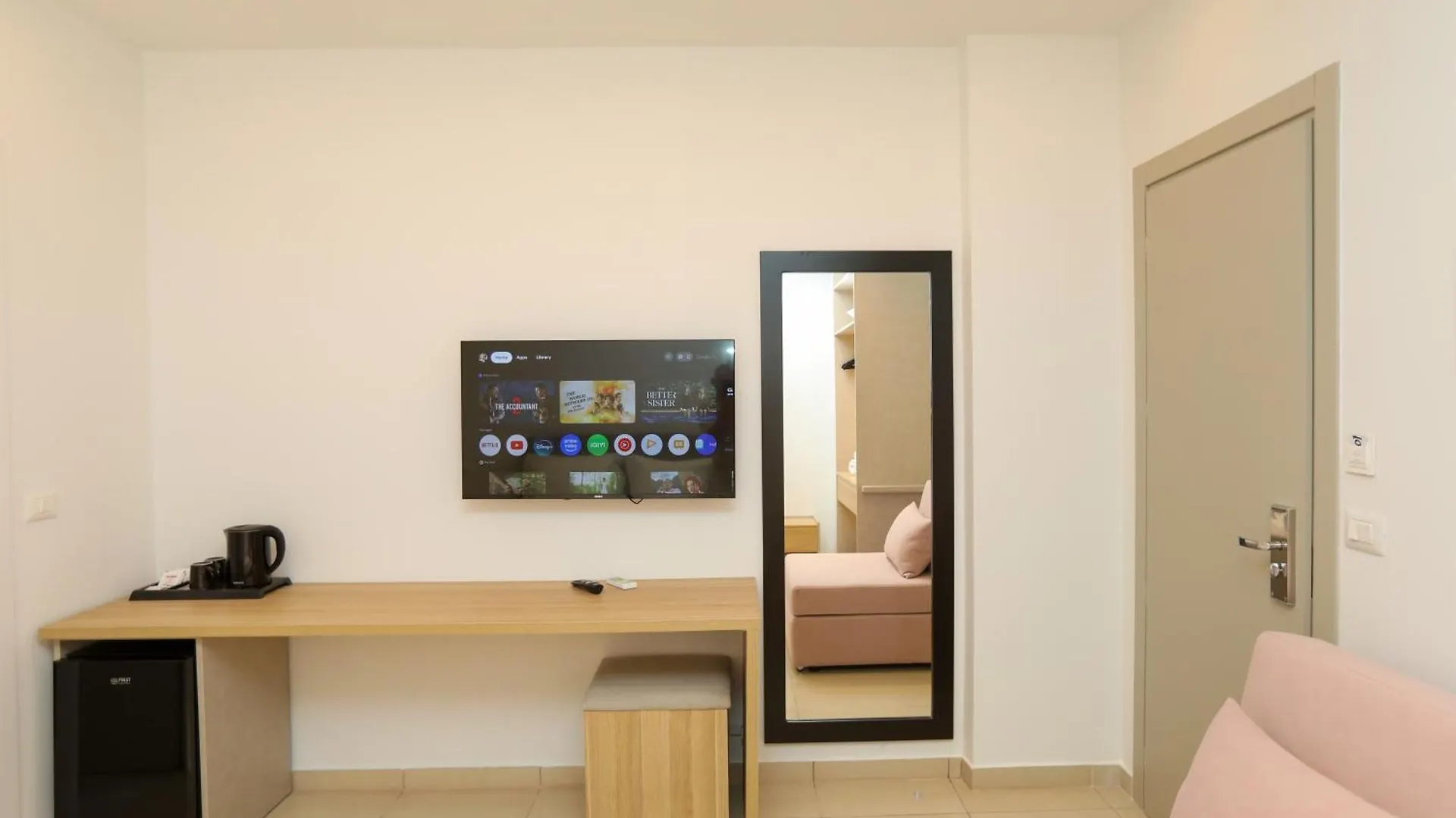 Hotel apartamentowy Divos Apartments Wlora
