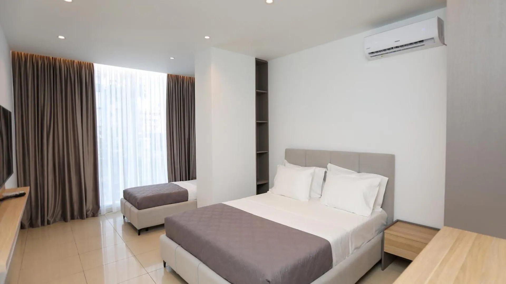 Hotel apartamentowy Divos Apartments Wlora