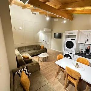 Arial Penthouse Wlora